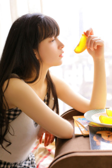 三块广告牌